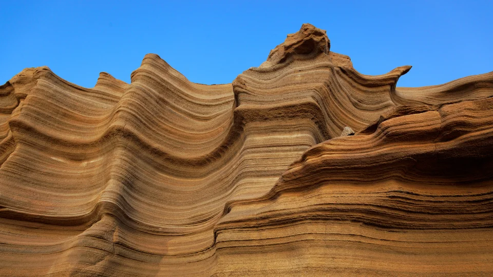 Reliefs montagneux et vallée verdoyante à São Nicolau Cap-Vert