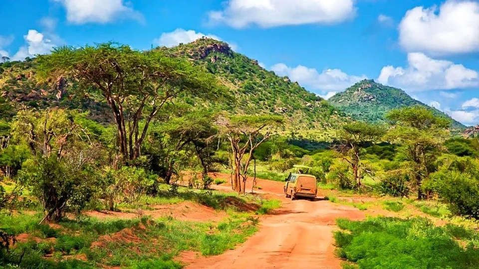 Vue générale de la ville de Man entourée de montagnes en Côte d'Ivoire